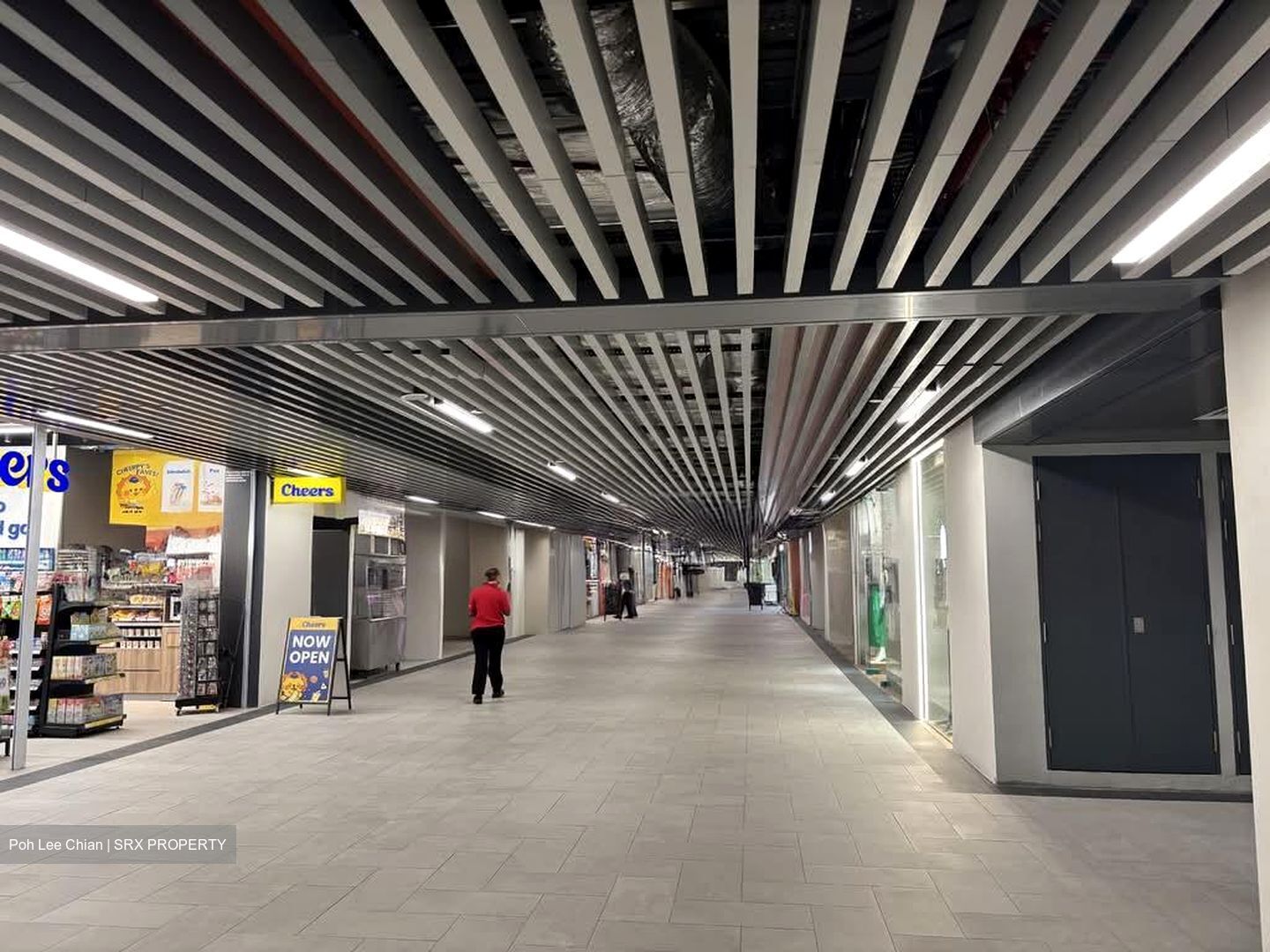 Club Street (D1), Retail #540849501